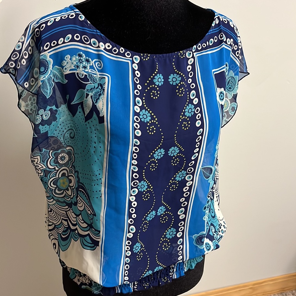 Cap Sleeve Top - Picture 2 of 4